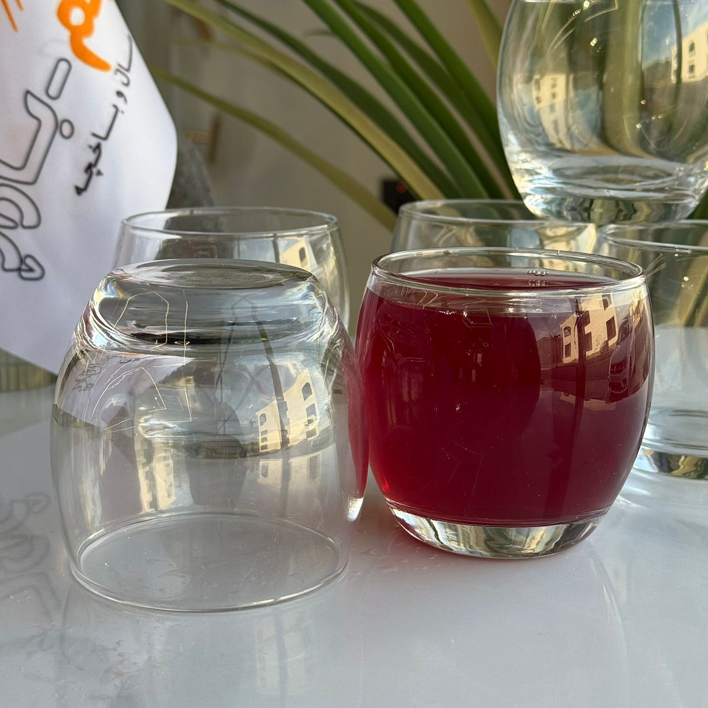 سێتی شووشەی مۆدێرن و کلاسیک