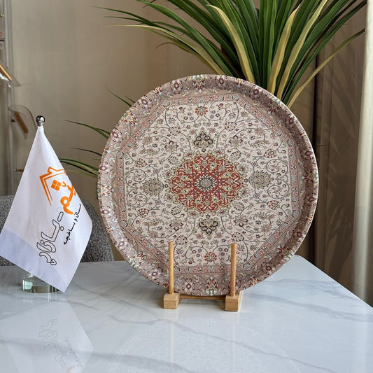 سینی خزمەتکردن بە نەخشی شاهانە