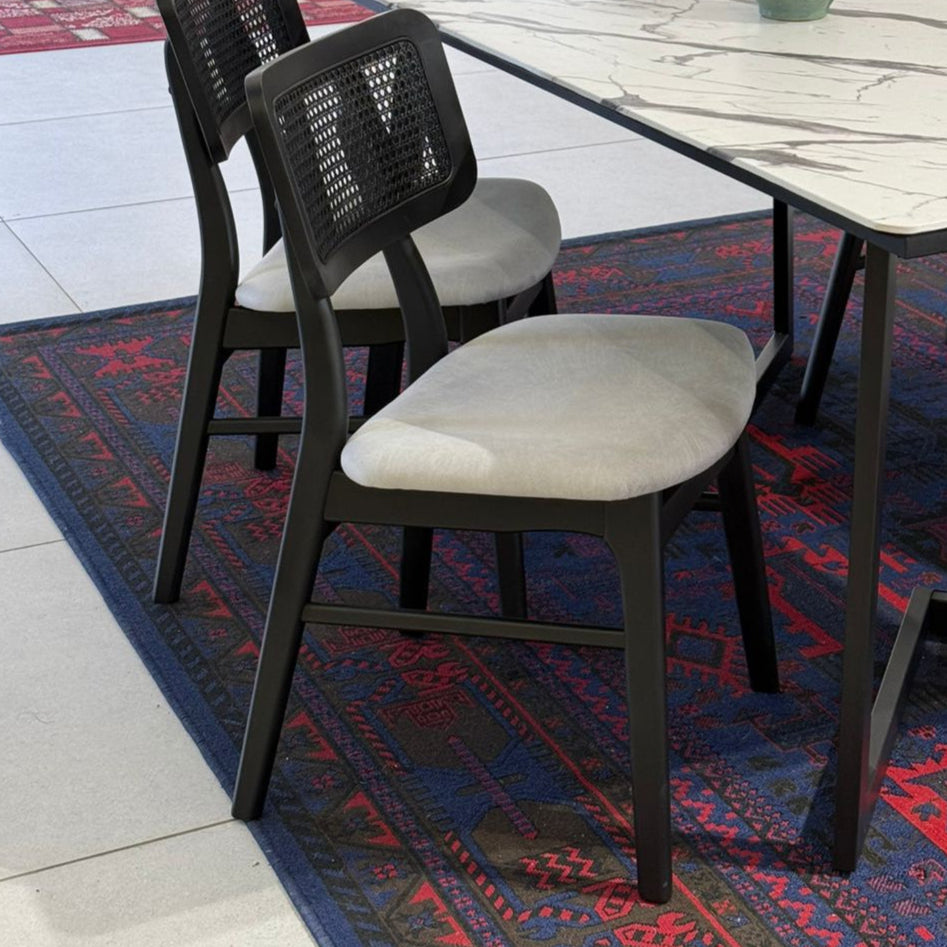 Vallen Versillia Table & Victoria Zan Wood Chairs مجموعة داخلية