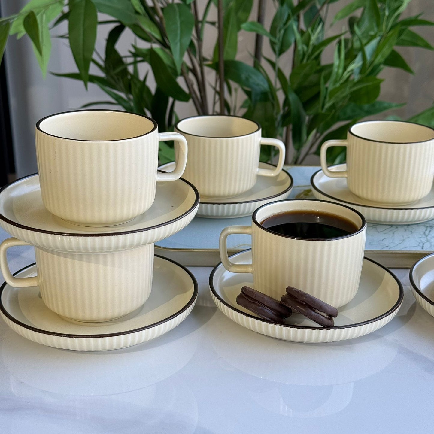 Modern Ceramic Coffee Cups & Saucer – Set of 6