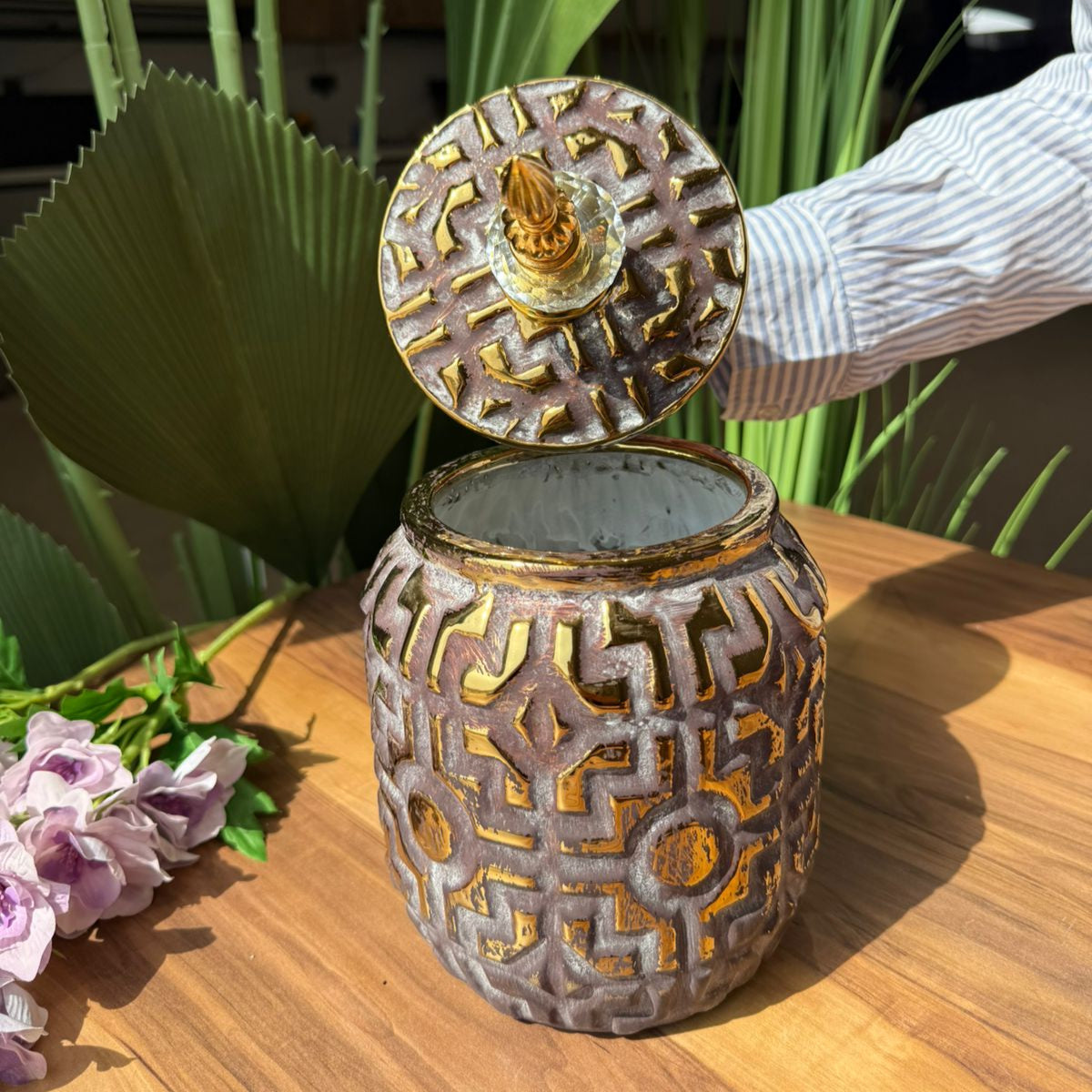 کۆکردنەوەی جادەی مۆزایک گۆڵدن مۆزایک