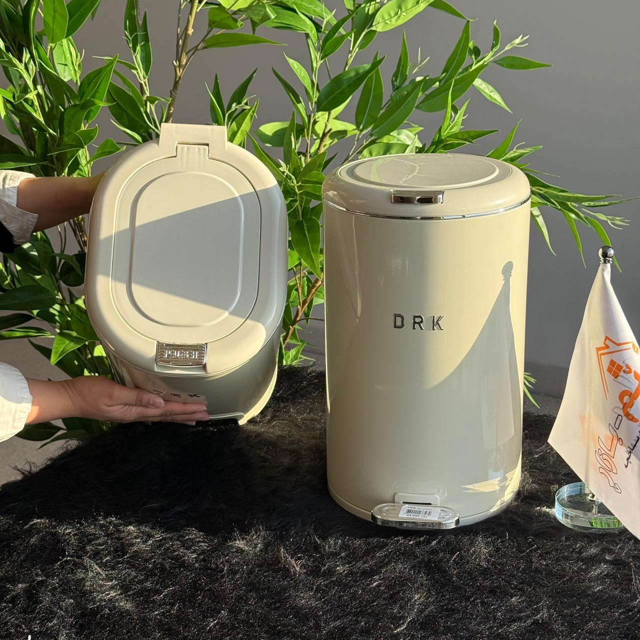 سندوقی پاشماوەی پێداڵی و پەستانی لوکس لوکس