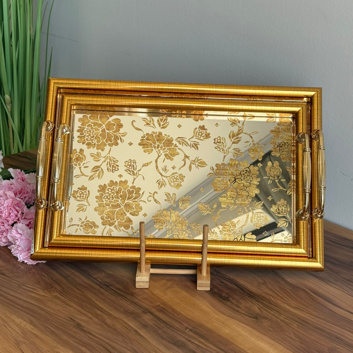 Luxe Golden Bloom عرض صينية التقديم الفاخرة