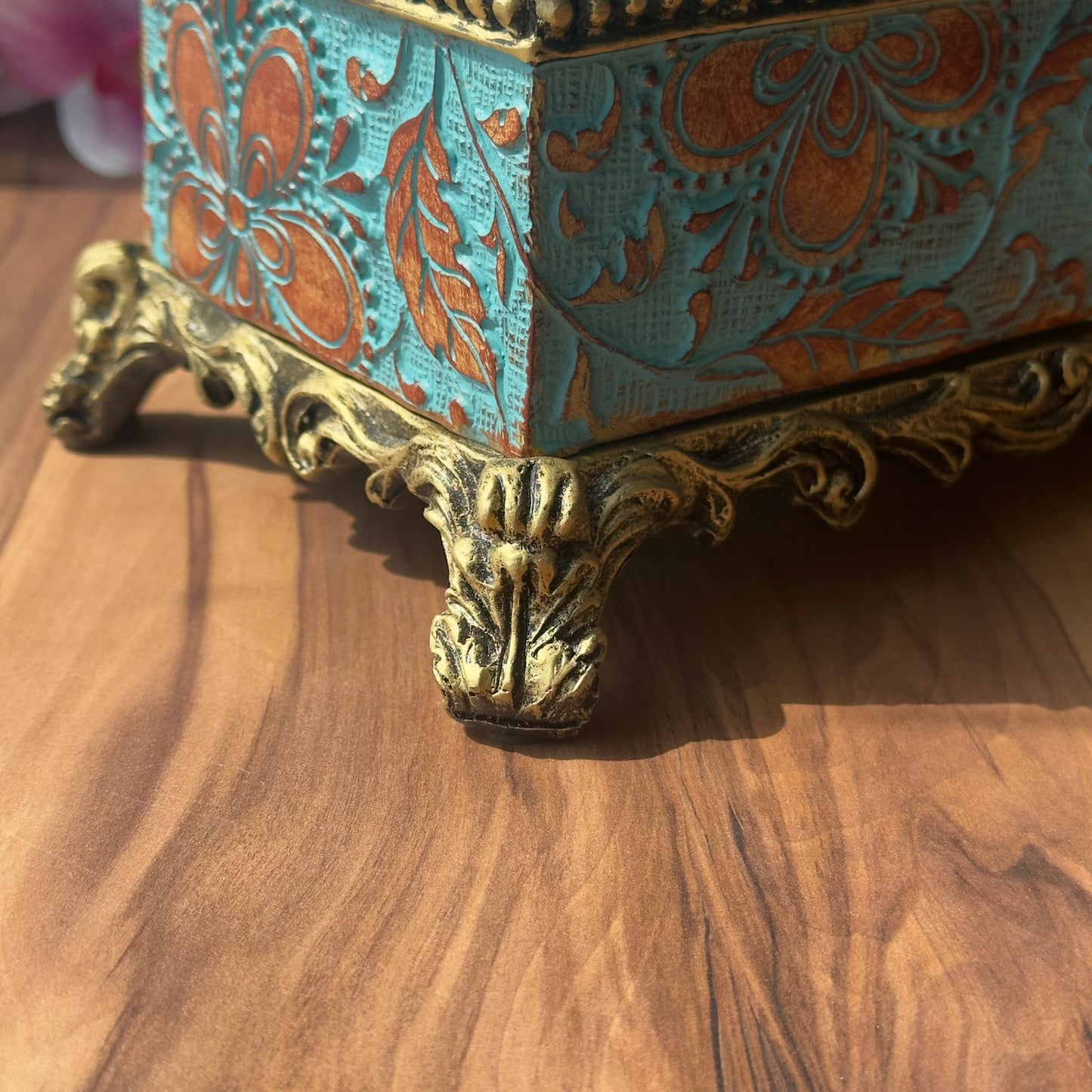 کۆکردنەوەی دیکۆراتی کلاسیکی Elegance