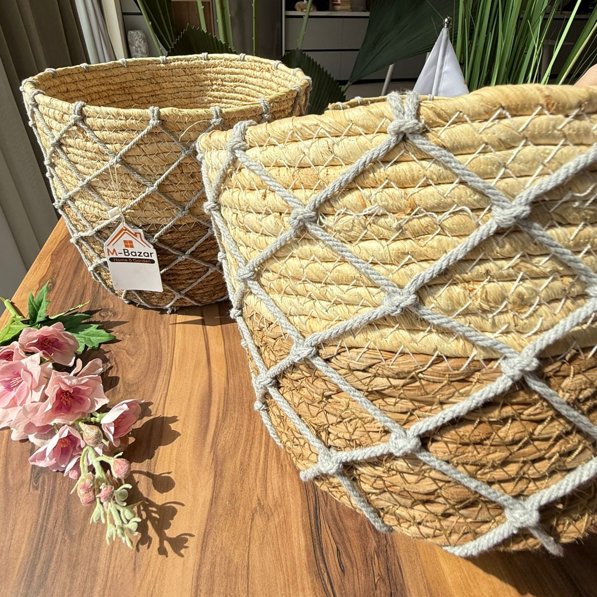 سەبەتەی چنراو بە حەسير و تۆڕی سروشتى