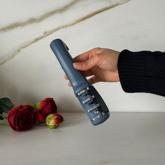 مبراة سكاكين يدوية بـ 4 مراحل بمقبض مريح