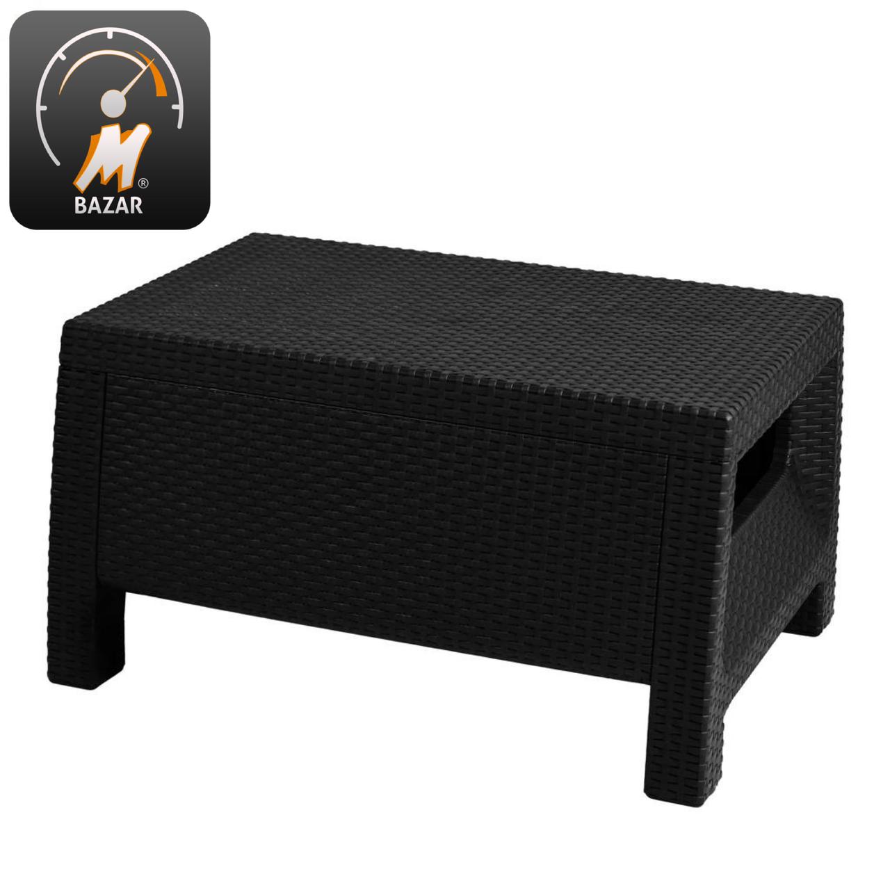 کورسییەکی تاک بە باخچەی مۆدێرن