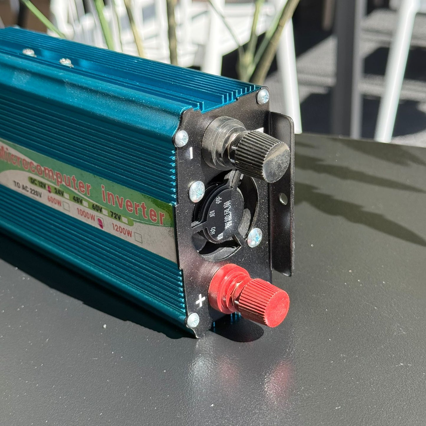 Portable Car Power Invertor 12V – 1000W