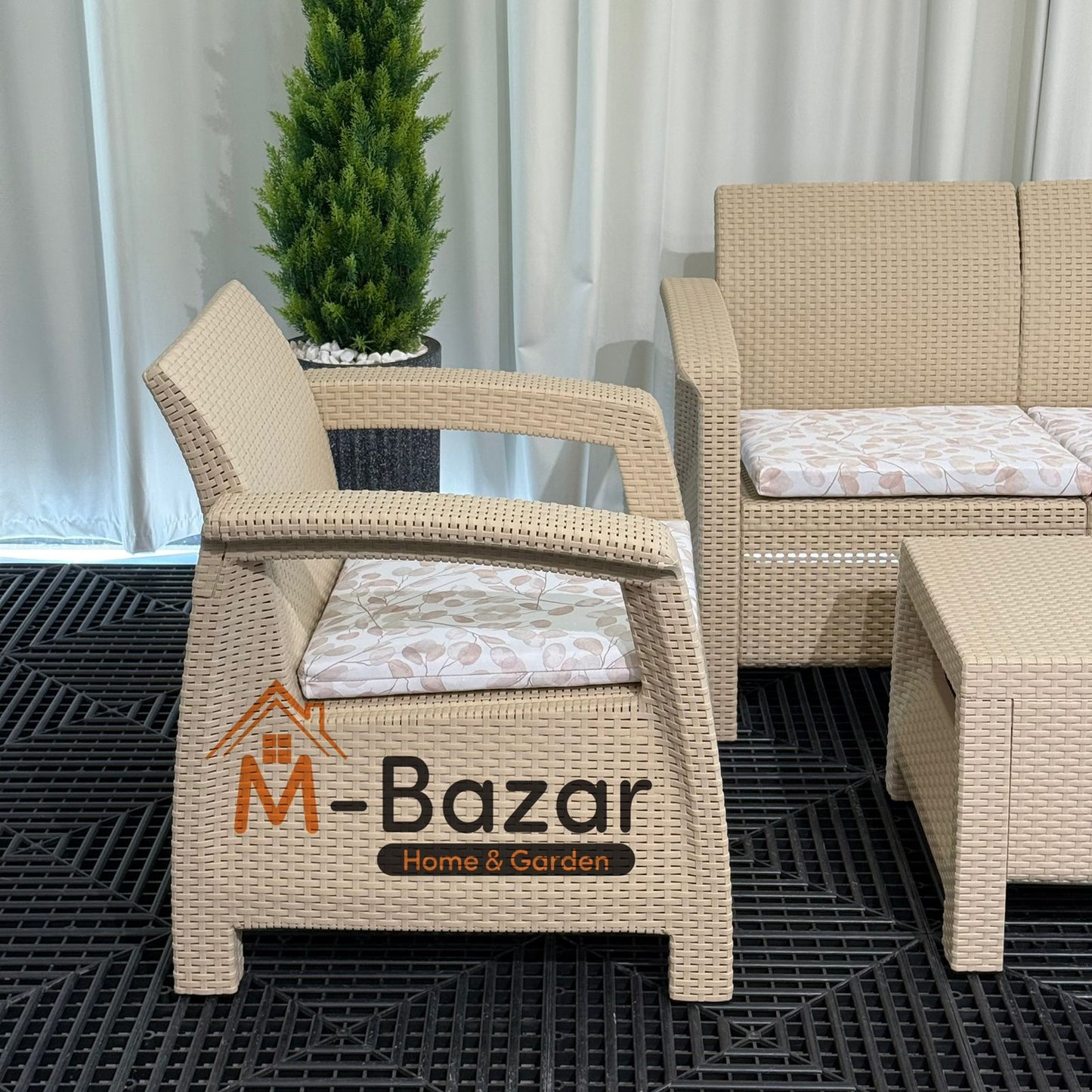 سێتی نوێی دانیشتنی باخچە - بێجی لەگەڵ سەرینی ڕازاوە