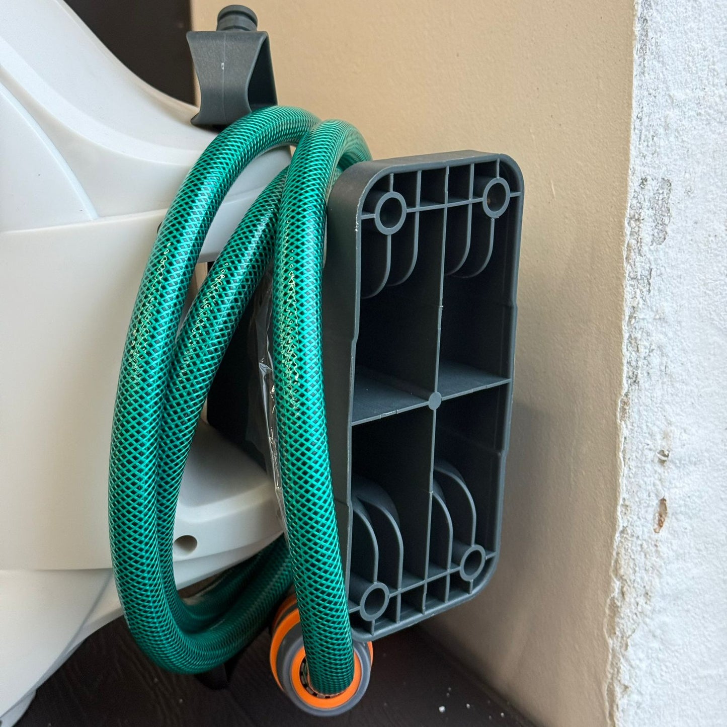 Garden Hose Reel With Automatic Retractable Hose (20m)