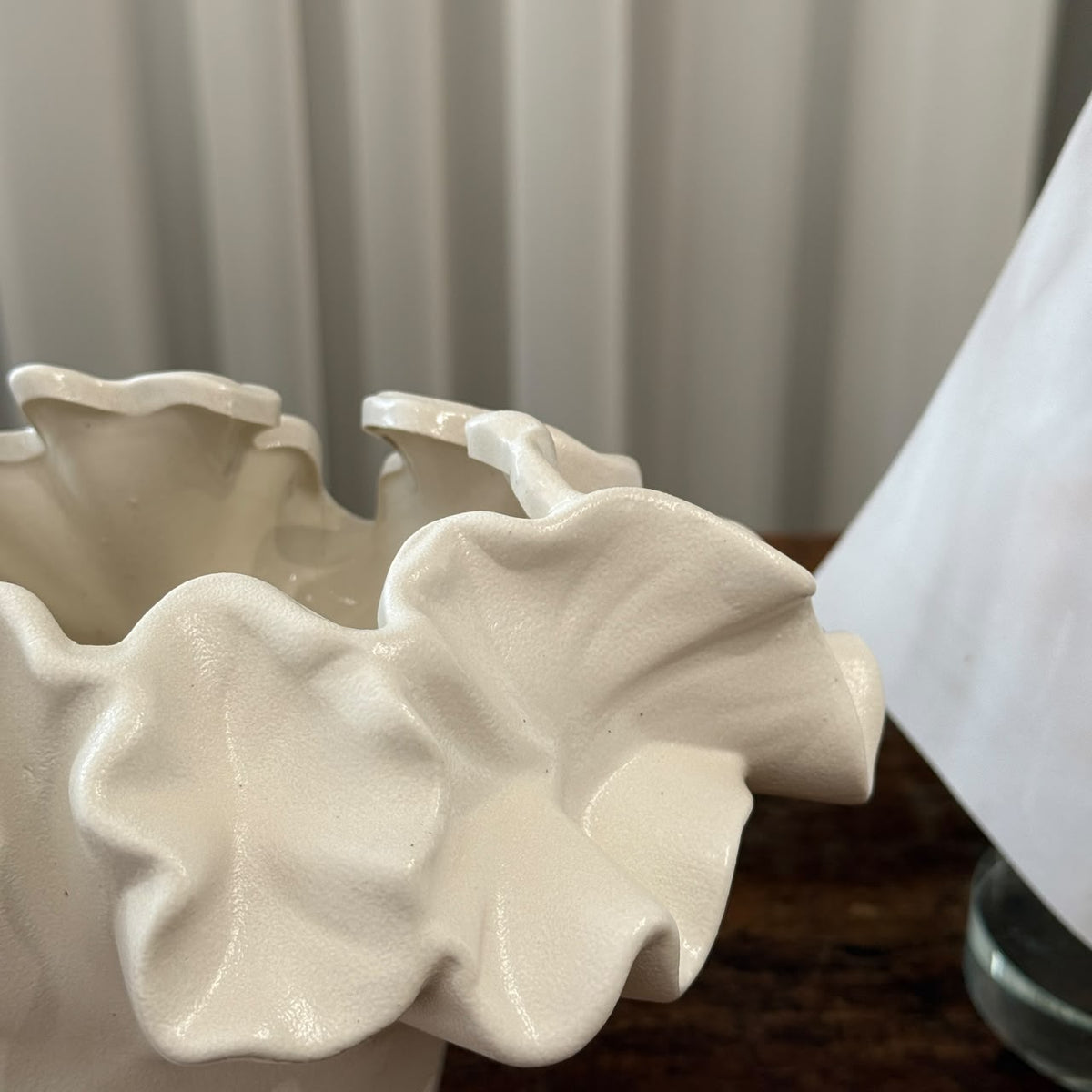 Wavy Ruffled Leaf Ceramic Vase