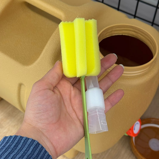 Portable Outdoor Water Container with Spigot - 20L