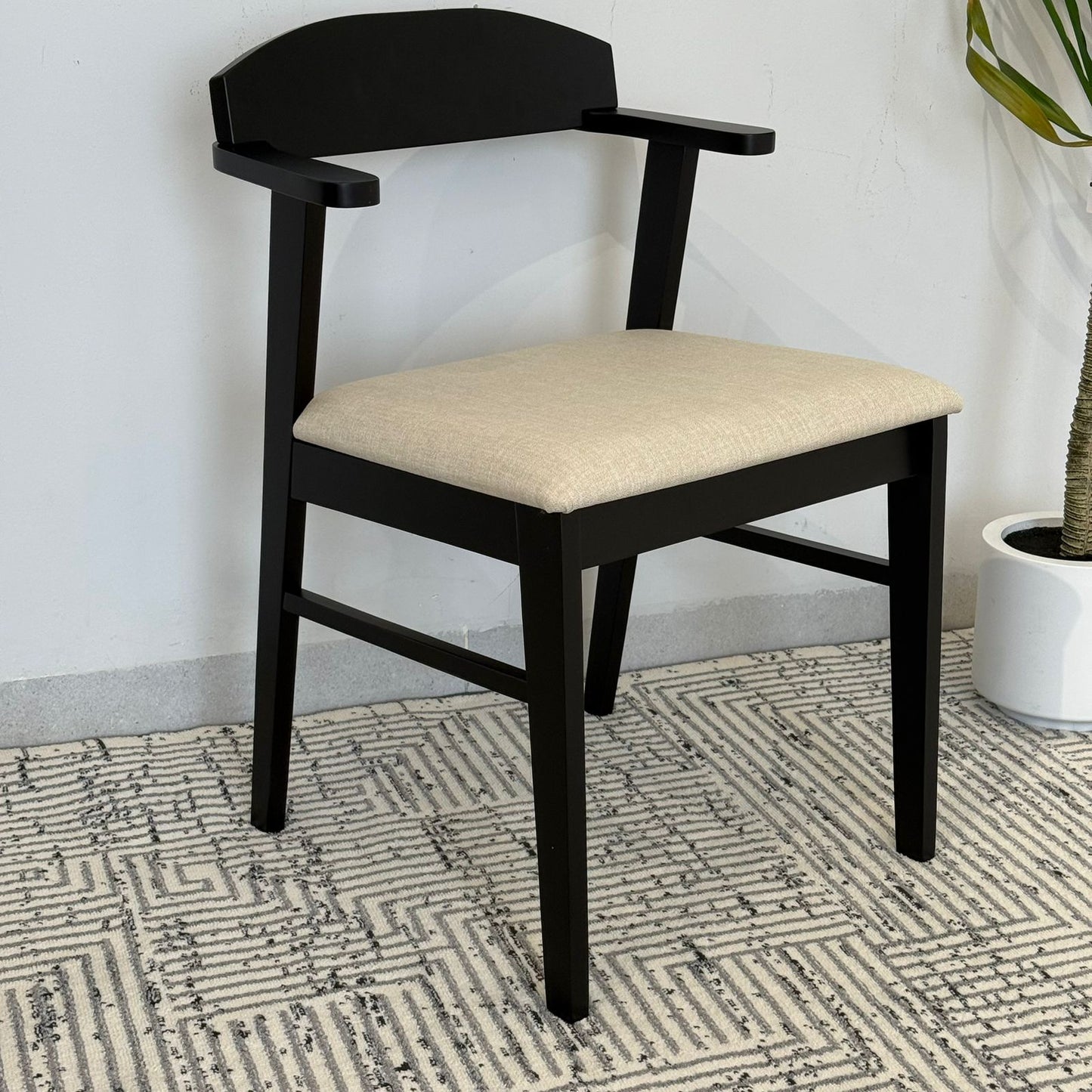 کورسی ناوەوەی دیلان زان وود