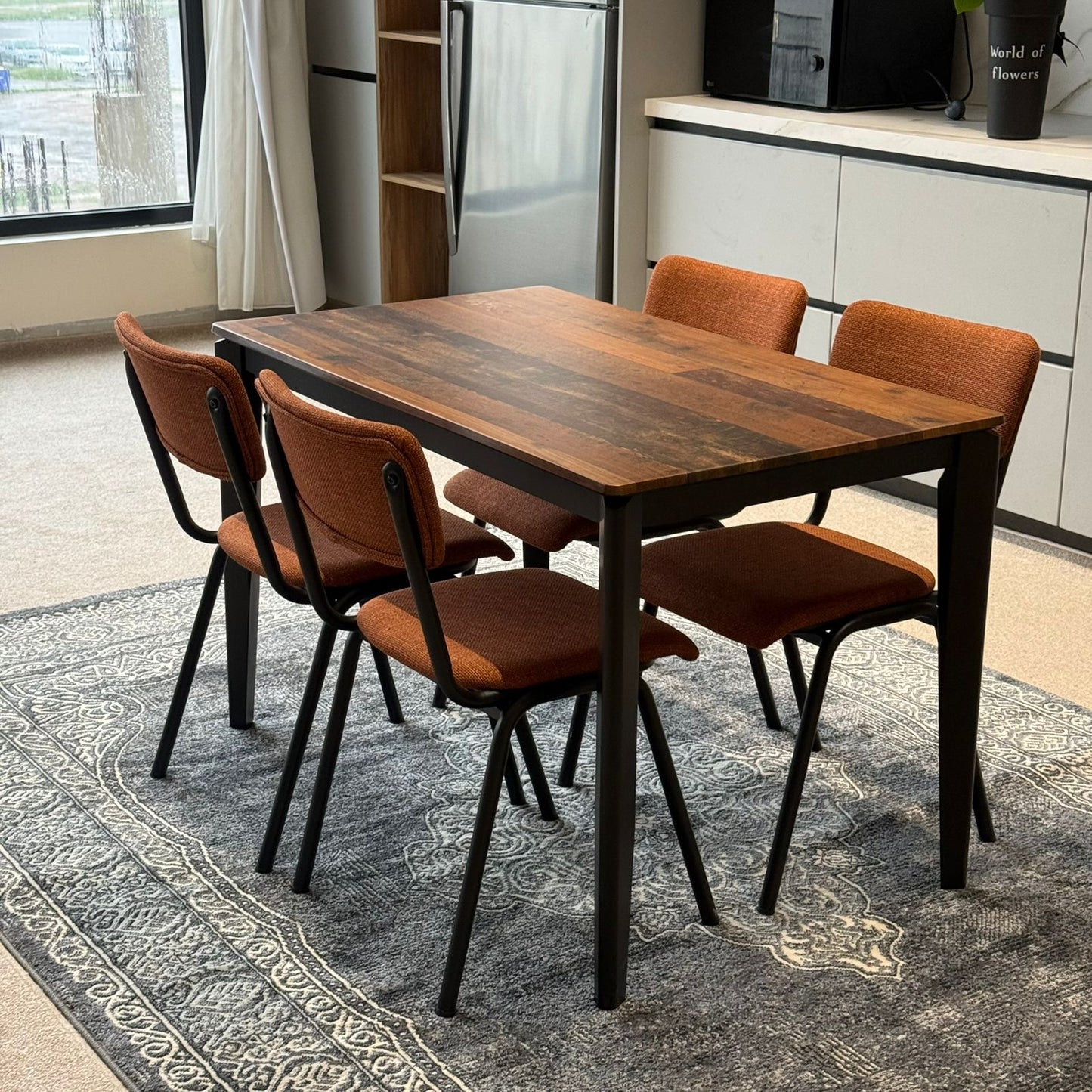 MARQUEE OLD STYLE Table & Diva Modern Chair – Luxury Dining Set