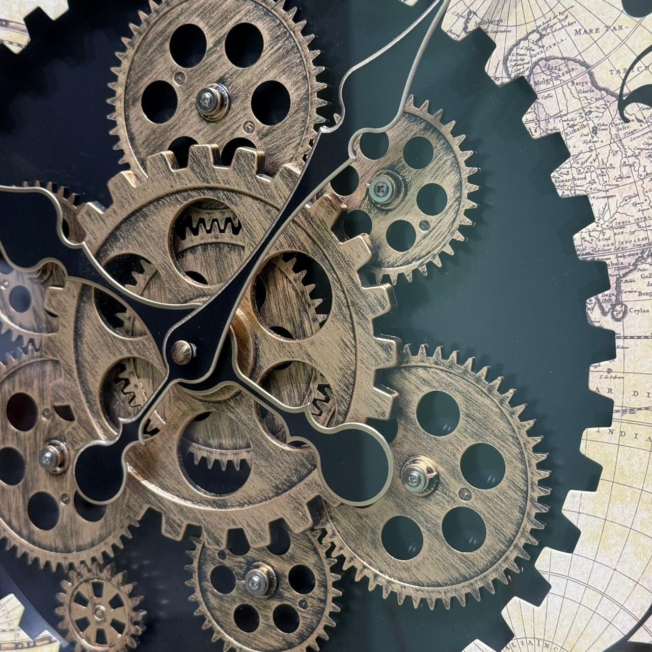 Vintage Dual-Style Clock – Roman and Standard Numerals