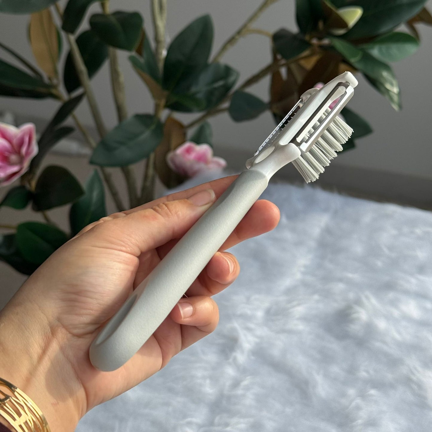 فرشاة ومكشطة تنظيف متعددة الأغراض 3 في 1