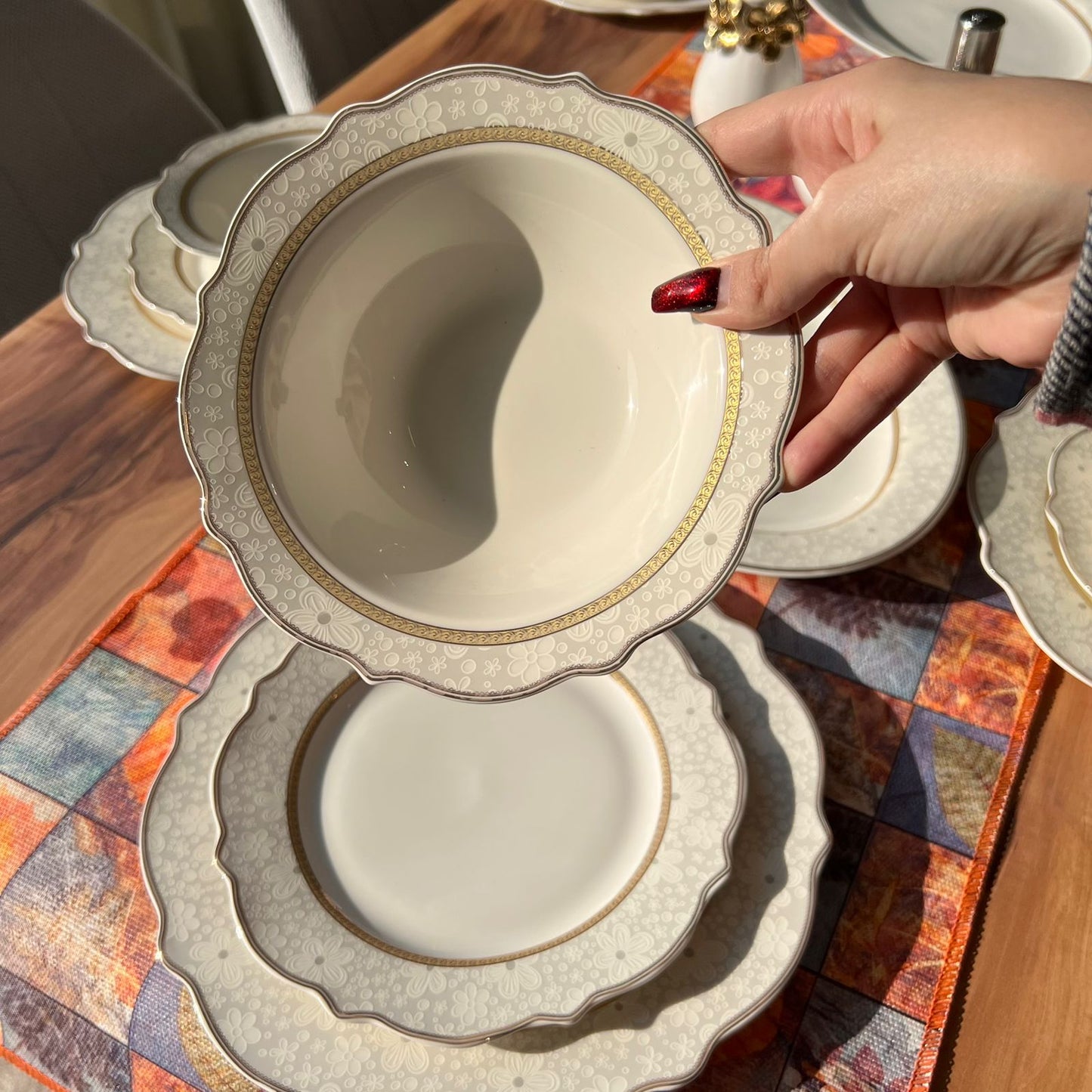 20pcs پۆرسەلین شەپۆلی زێڕین سێتی مێزی نانخواردن