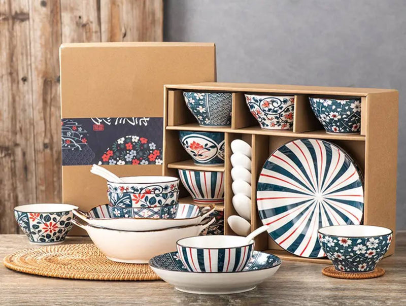 Gorgeous Painting Japanese Style Ceramic Bowls