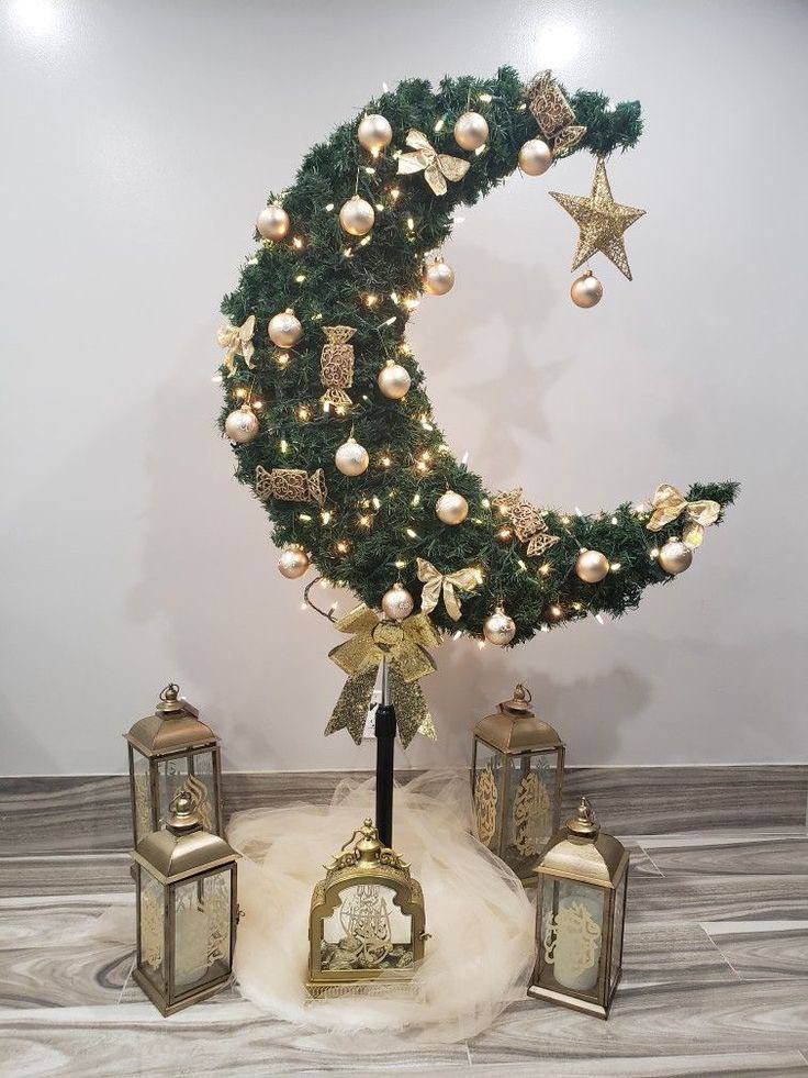 رمضان عيد هلال على شكل شجرة القمر