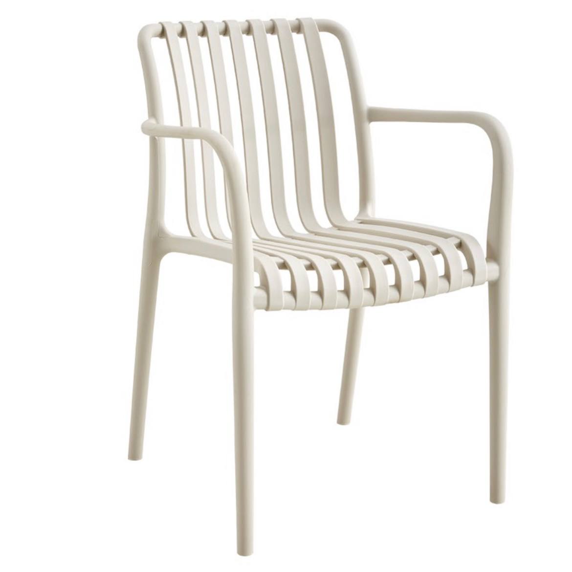 Zara PC-516 کورسی پلاستیکی لە دەرەوە پشوودان