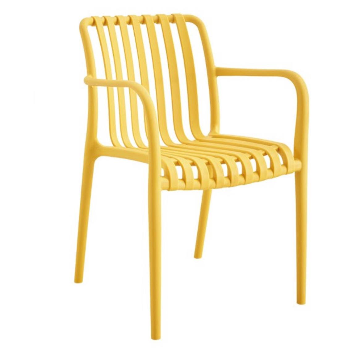 Zara PC-516 کورسی پلاستیکی لە دەرەوە پشوودان