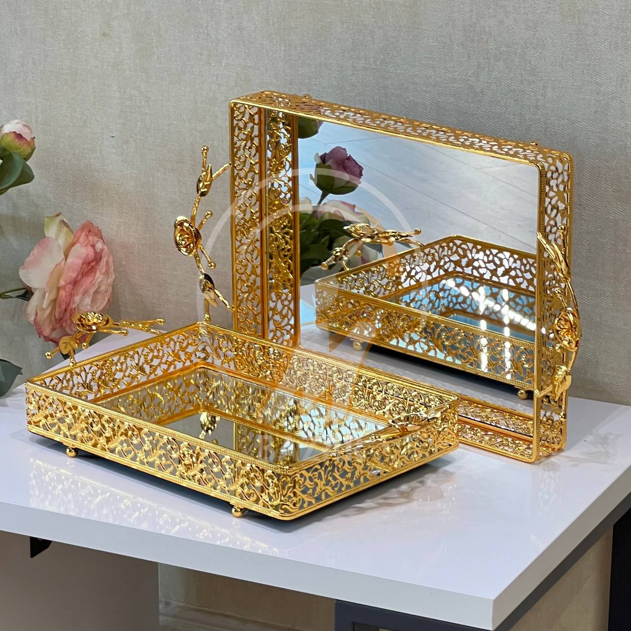 2pcs سینی ئاوێنەیەکی زێڕی دیکۆراتی لوکس