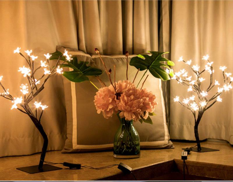 Flower Bloom Tree Table Lamp