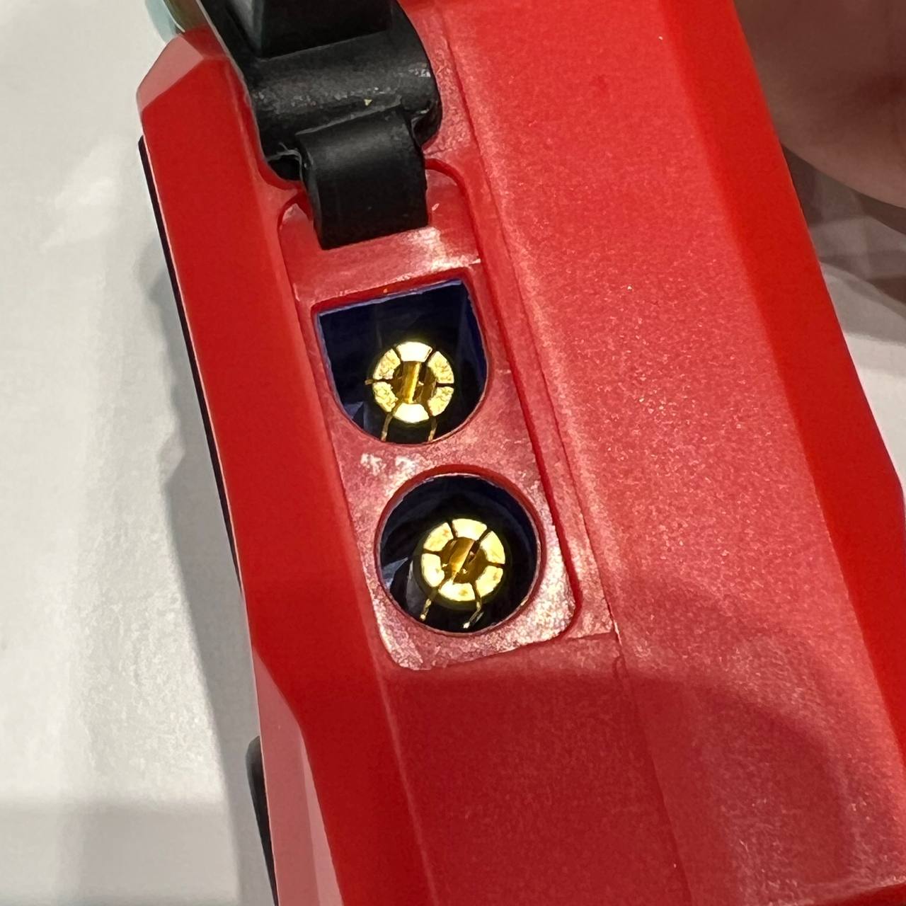 بنك الطاقة اللاسلكي TBS-10A