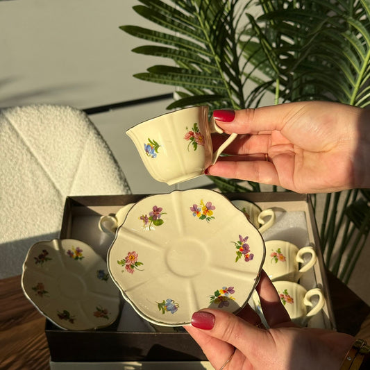 Floral Coffee Cups & Saucers Set