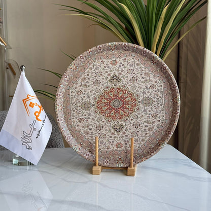 سینی خزمەتکردن بە نەخشی شاهانە