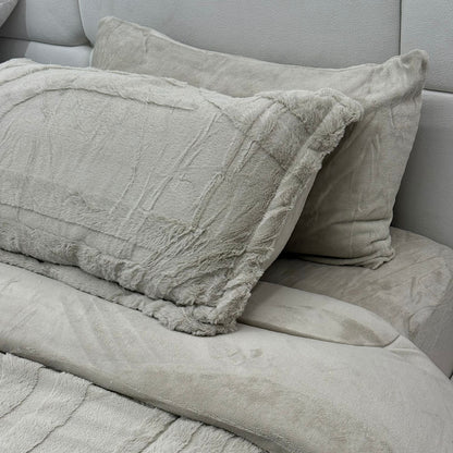 6 PCS - Modern Reversible Plush Comforter Set