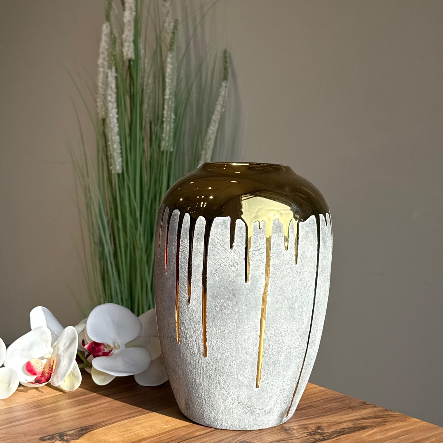 Modern Drip-Effect Ceramic Vase