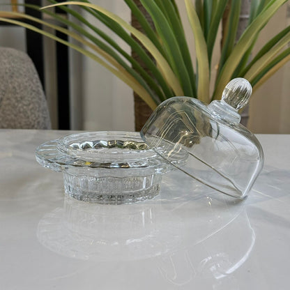 قاپێکی بچووکی پێشکەشکردنی شووشە بە کەڤەر