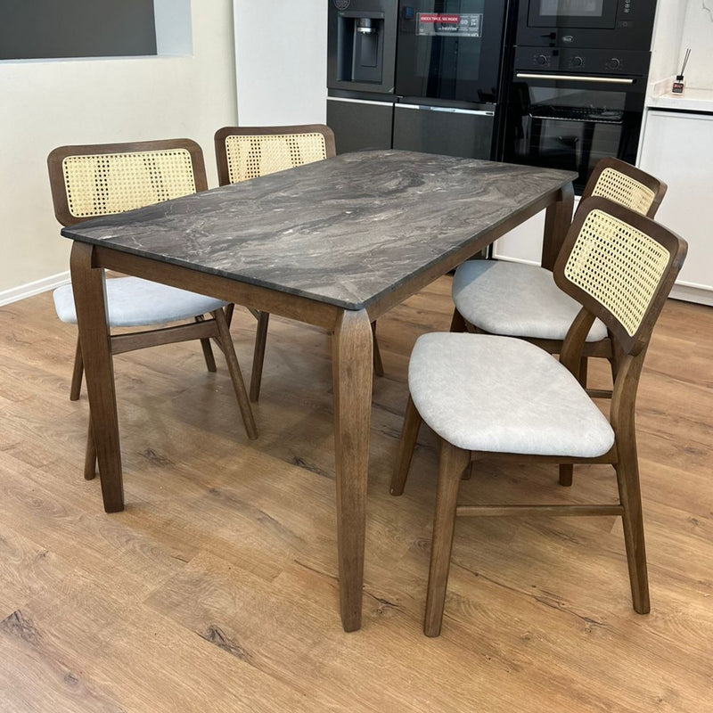 Diamond Paladina Table & Victoria Chairs Indoor Set