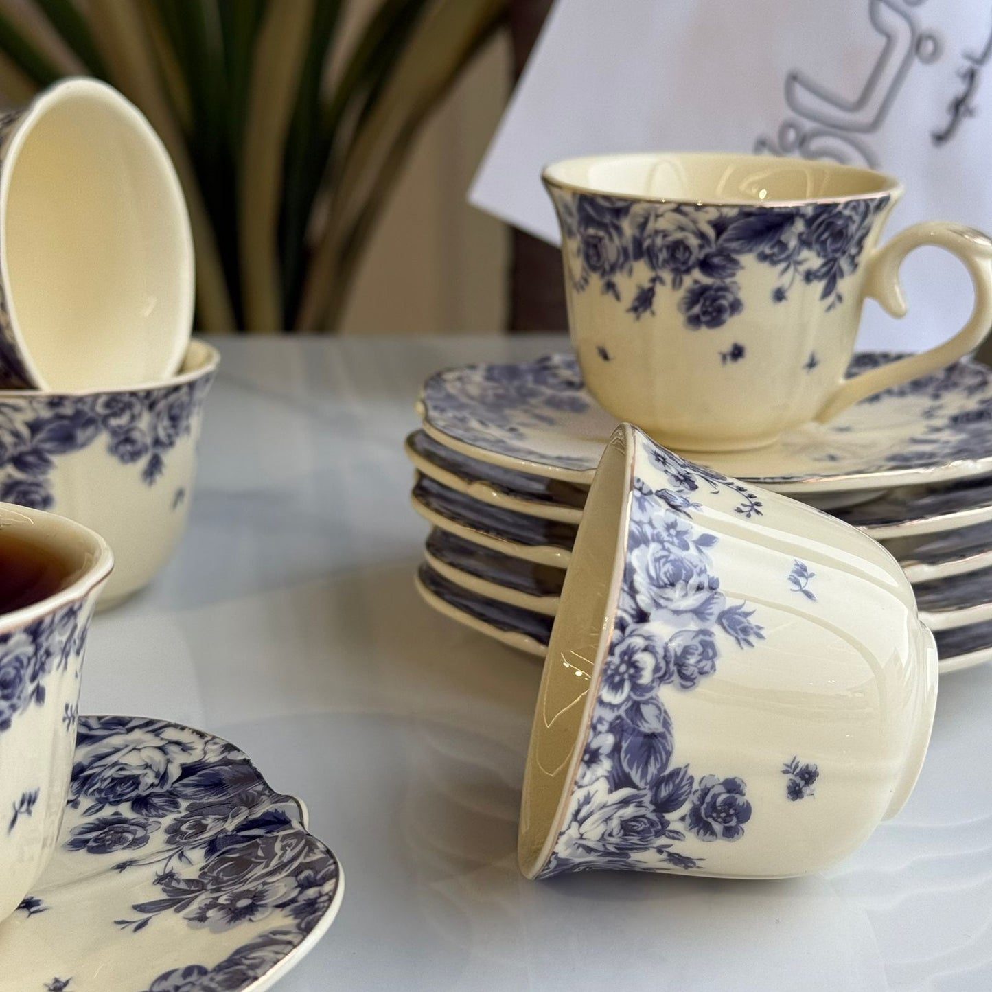 Classic Floral Coffee Cups & Saucers Set