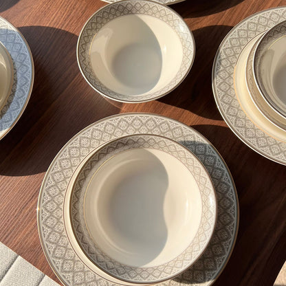 39PCS Round Porcelain Dining Tableware Set
