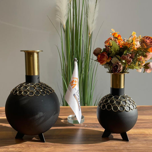 گوڵدانێکی دیکۆراتی کانزای مۆدێرن و لوکس