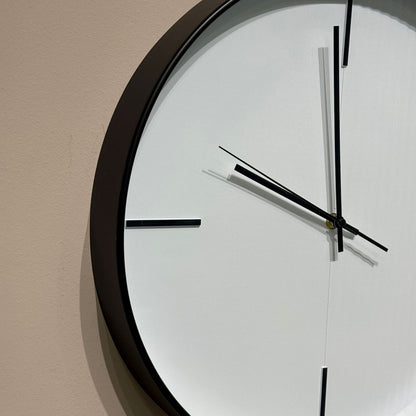 Modern Minimalist Round Wall Clock