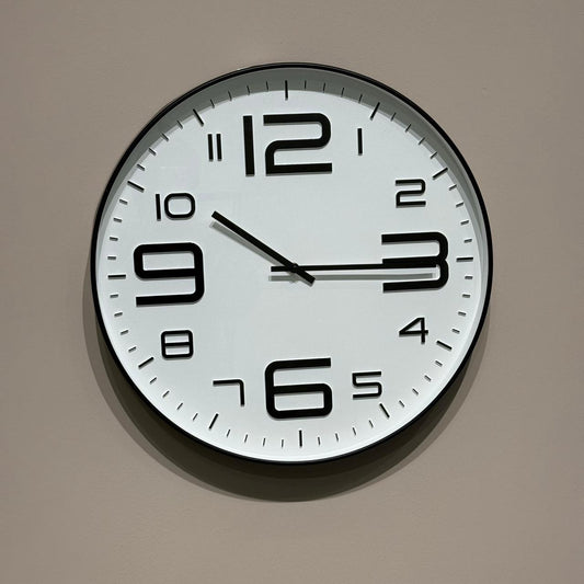 Black & White Round Wall Clock