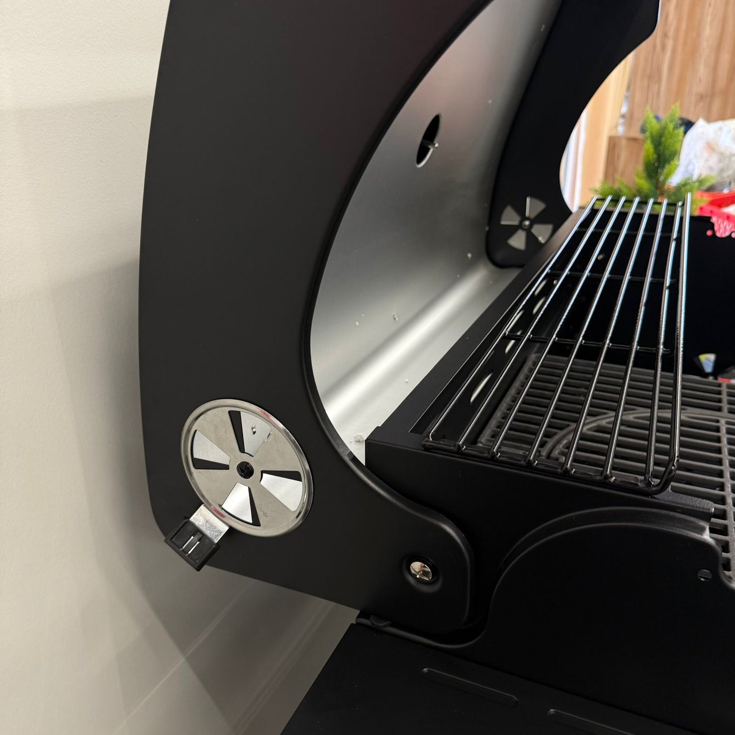 Barbecue Grill with Lid & Removable Round Grill Insert