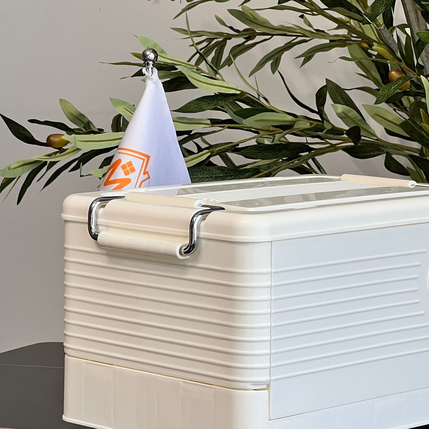 8 سندوقی هەڵگرتنی فرە مەبەستی تاشراو