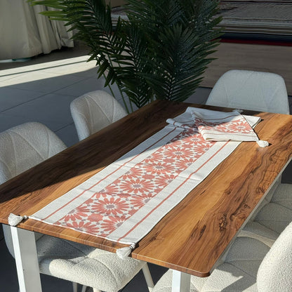 مفرش طاولة منسوج مزخرف مقاس 30 × 180 سم مع تفاصيل شرابة