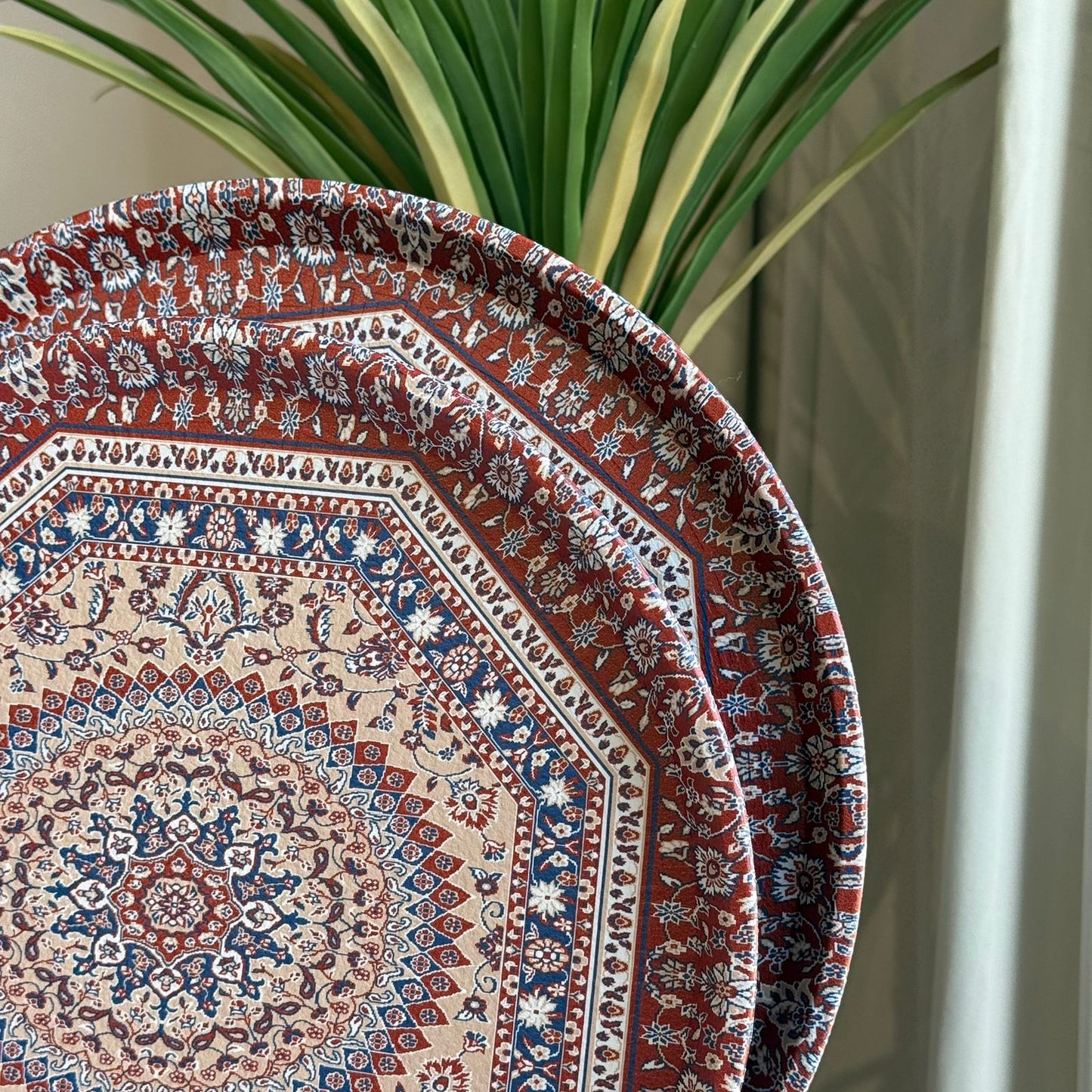 سینی خزمەتکردن بە نەخشی شاهانە - بە ٢ قەبارە