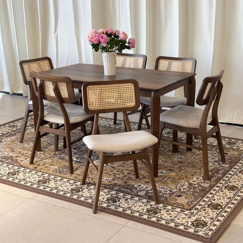 Diamond Old Style Table & Victoria Chairs Indoor Set