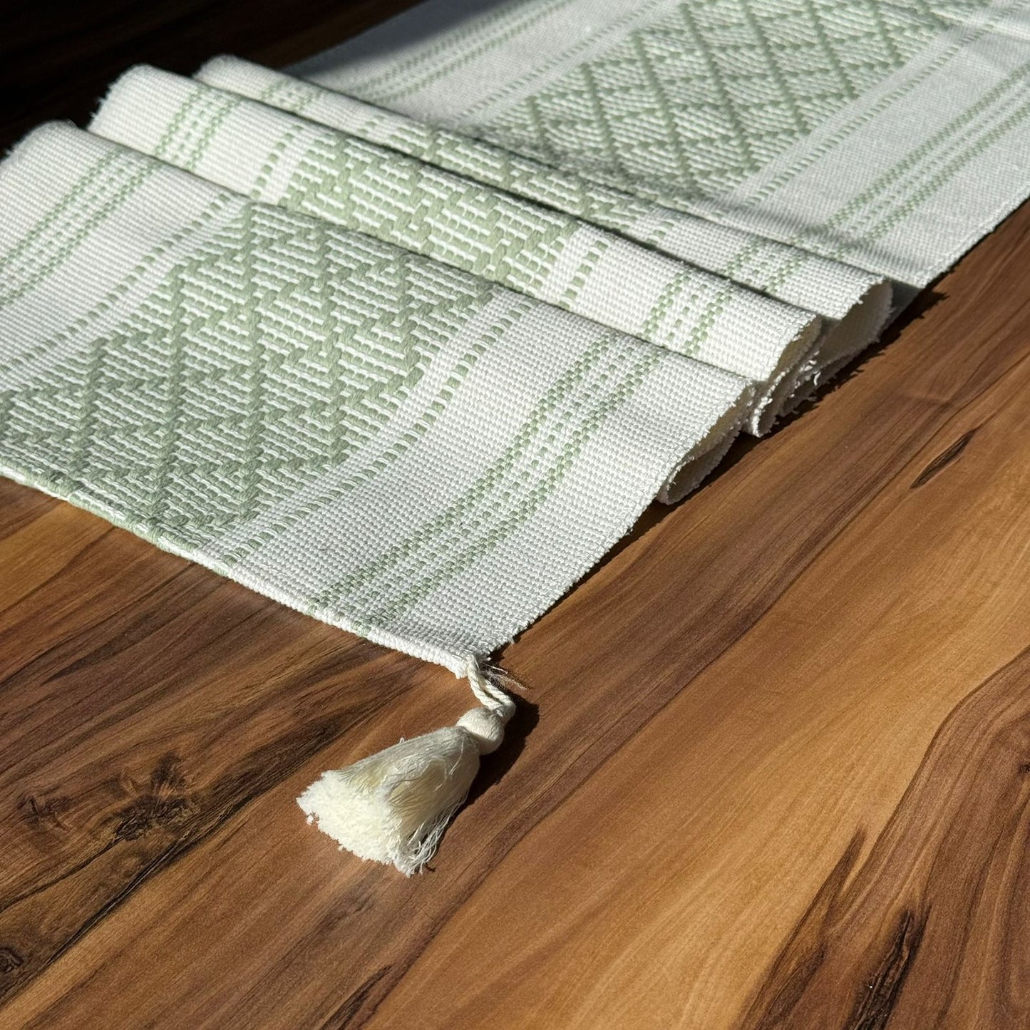 35 × 228 سم ڕاکەری مێزی تووی دیکۆراتی بە وردەکاری تاسڵ