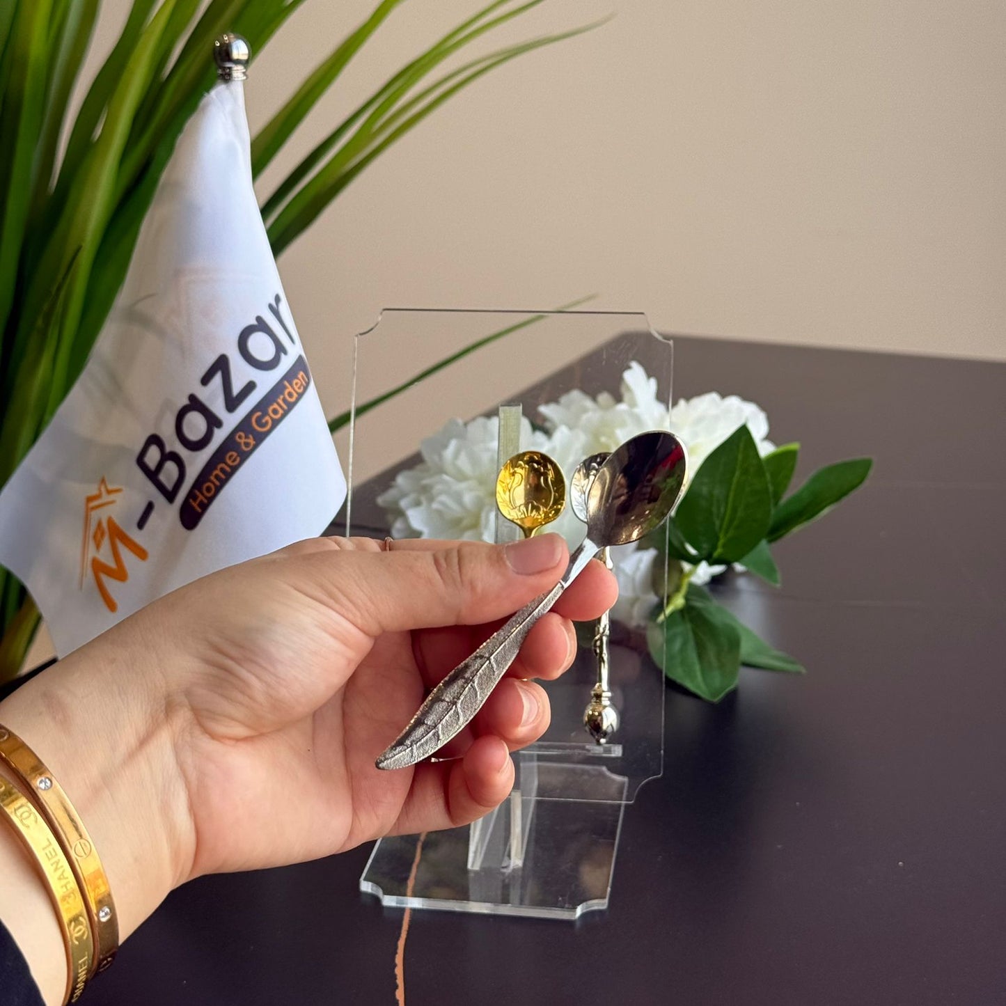 ملاعق ستانلس ستيل بتصميم أوراق الشجر باللون الذهبي - طقم من 6 قطع