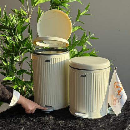 دوو ئەکشن پێداڵی و بنکەی پاشماوە – 2 قەبارە