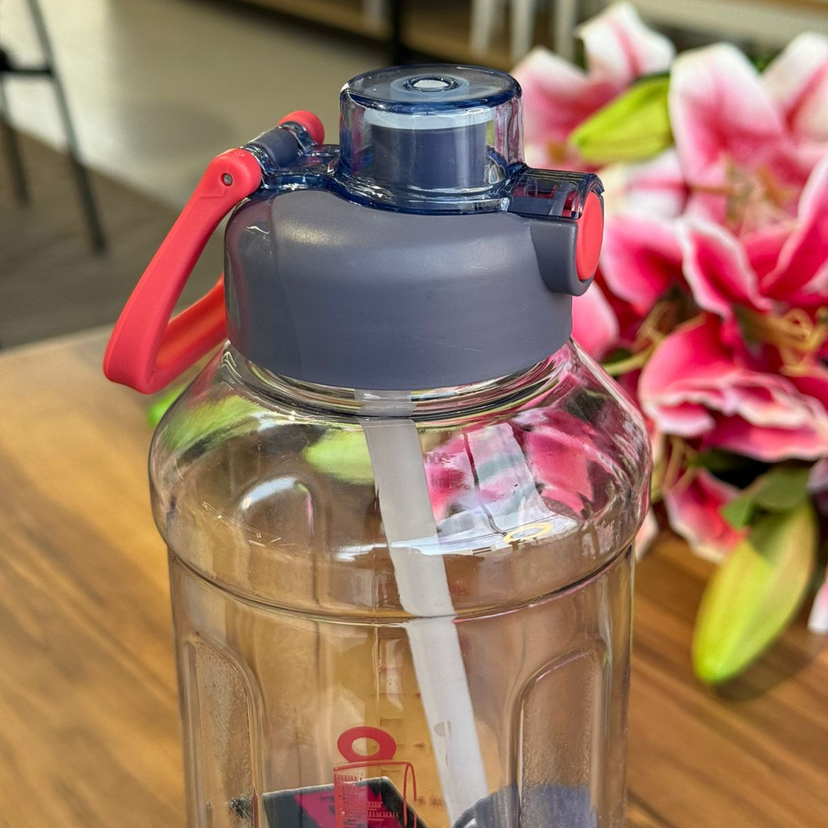 Multi-Color Sport Drinking Bottle With Straw
