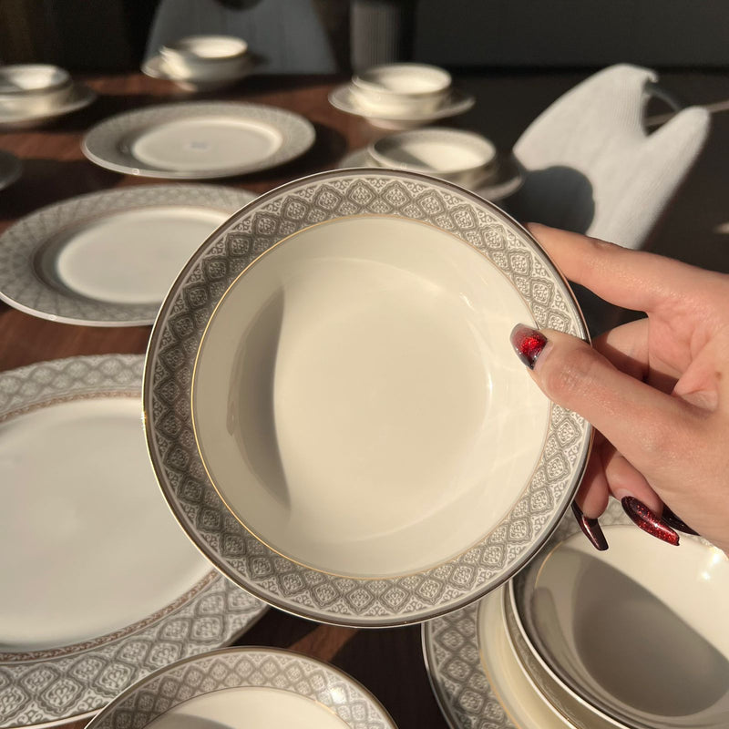 39PCS Round Ceramic Dining Tableware Set