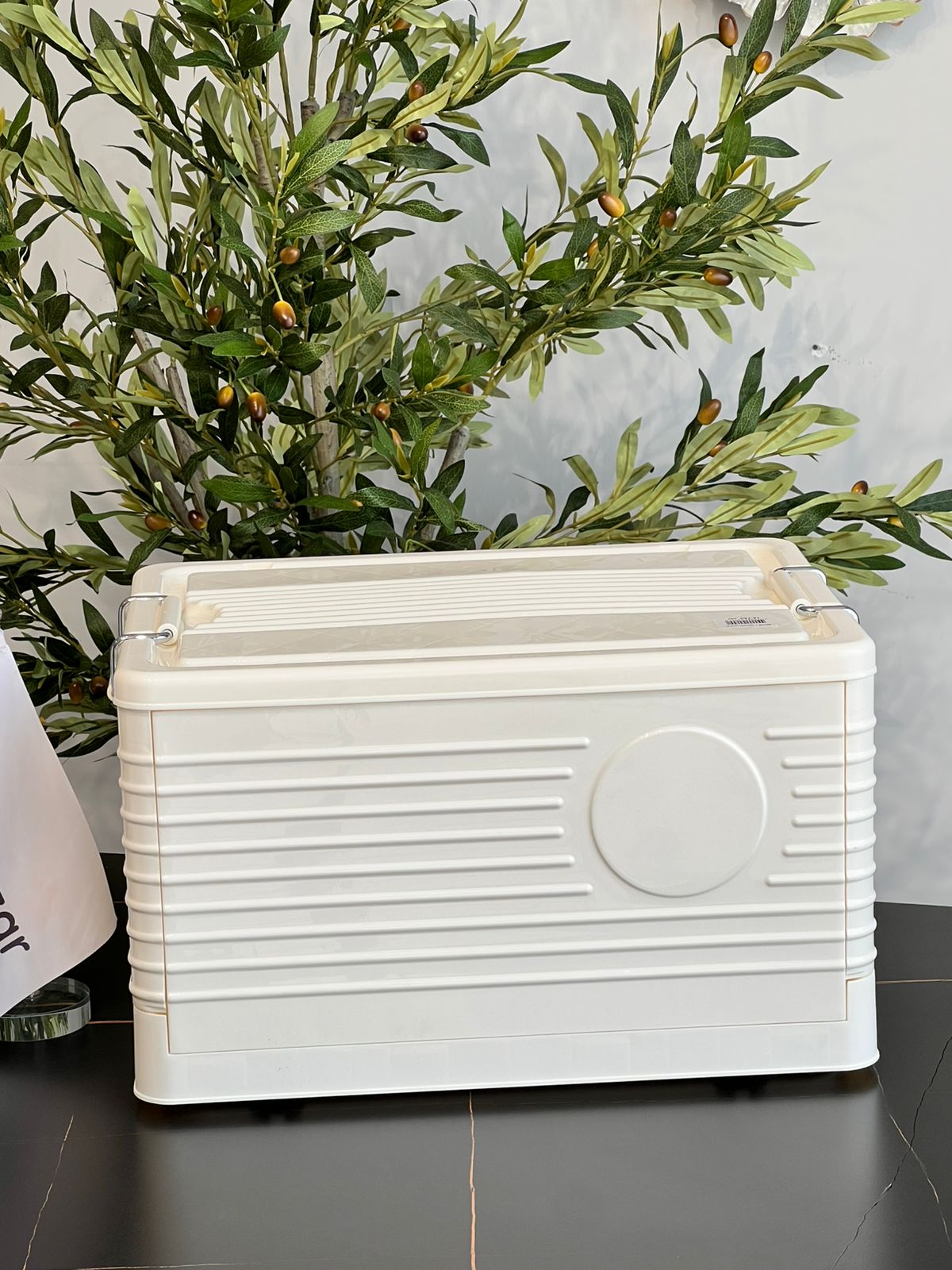 8 سندوقی هەڵگرتنی فرە مەبەستی تاشراو